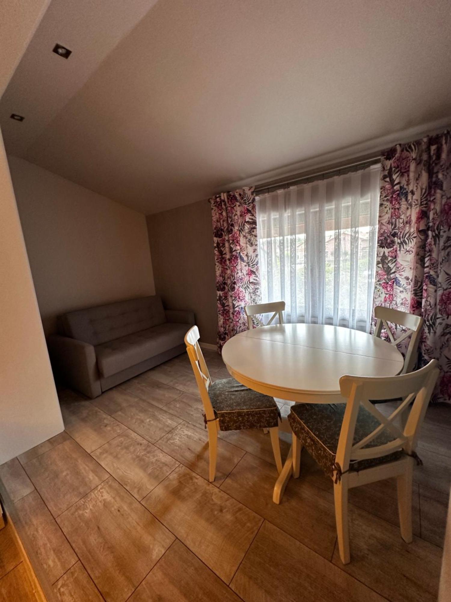 Apartamenty Czerwona Roza Wieprz  Exteriér fotografie